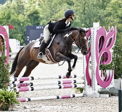 Lottie Paint Hunter photo 6